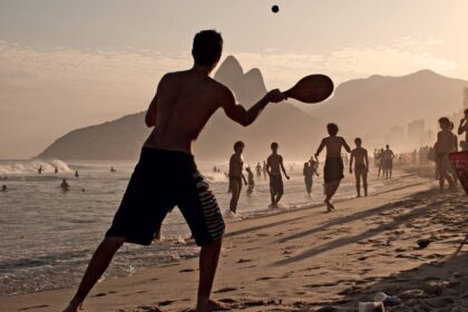 Como Jogar Frescobol: Dicas e Técnicas para Iniciantes