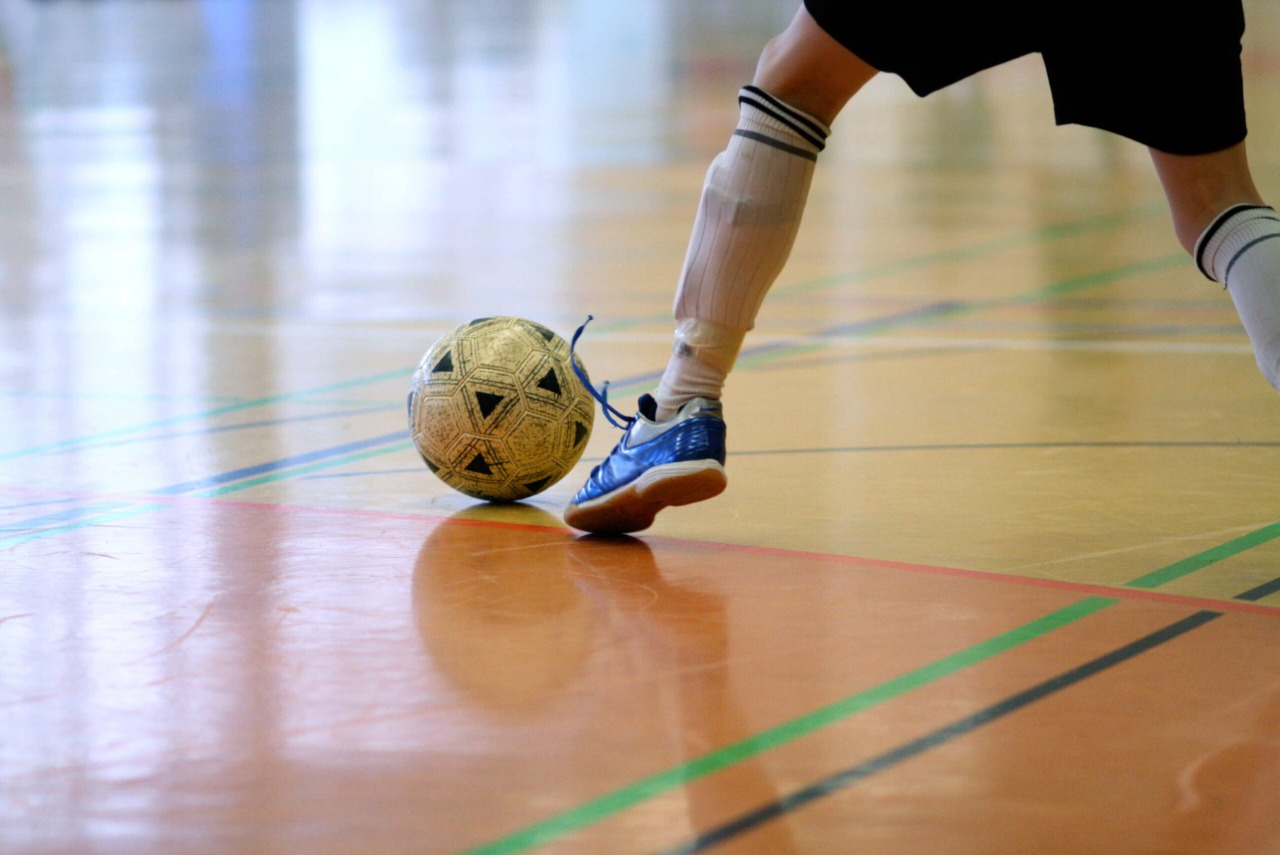 Futsal e Trabalho em Equipe: Desenvolvendo Habilidades Sociais