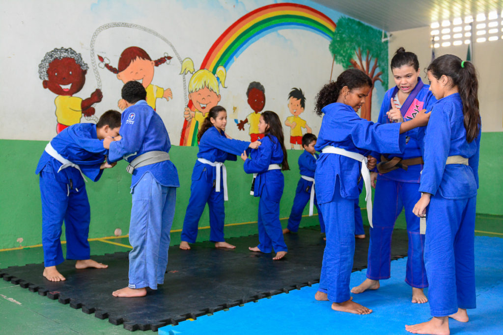 Jiu-Jitsu na Escola: Benefícios e Como Incentivar a Prática