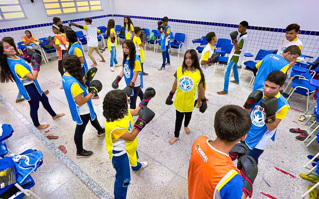 Boxe na Escola: Benefícios e Como Praticar com Segurança