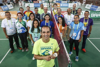 O Papel do Treinador no Desenvolvimento de um Jogador de Badminton