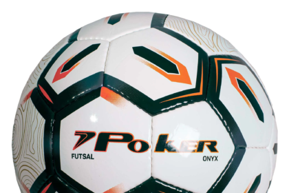 Os Acessórios Indispensáveis para Brilhar no Futsal