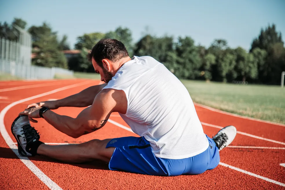 A Importância do Alongamento no Atletismo: Melhore seu Desempenho