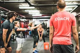 Como Ser um Bom Treinador de CrossFit