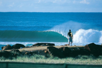 Maiores Picos de Surf no Mundo: Descubra as Melhores Ondas