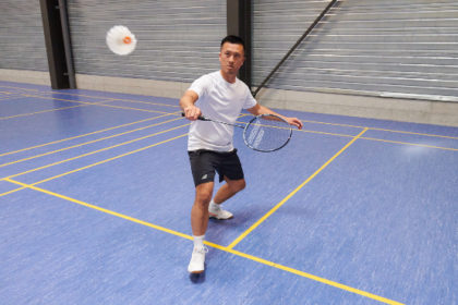 Estratégias de Ataque Constante no Badminton: Aperfeiçoe Seu Jogo