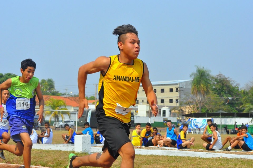 Atletismo na Educação: Transformando Jovens em Atletas